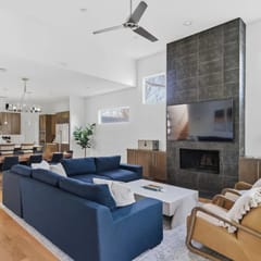Modern Luxury Home With Pool - Near South Congress