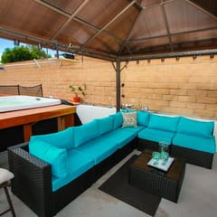 NEW! 4BR House -Pool, Jacuzzi, Outdoor Kitchen, AC