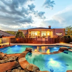 Stunning Scottsdale Estate - Pool/Spa/Sleeps 14