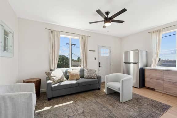 Oaklawn Private Guesthouse Back Unit-Chula Vista - Image 1