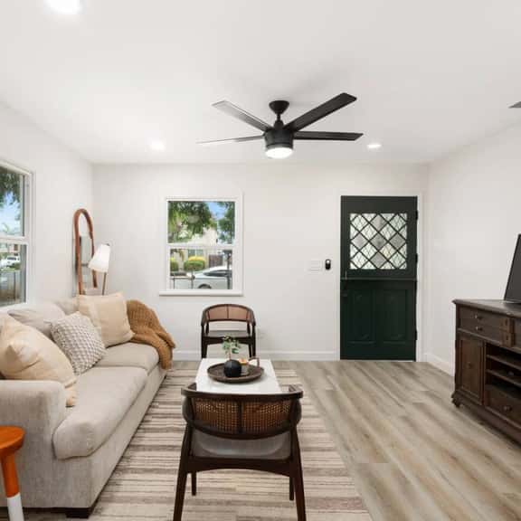 Coastal Charm - Close to All - Image 1