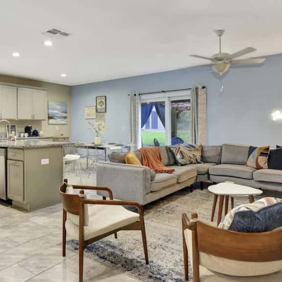 OCEAN VIEW | 6 bedrooms, 2 Game rooms, Parking, AC - Image 1