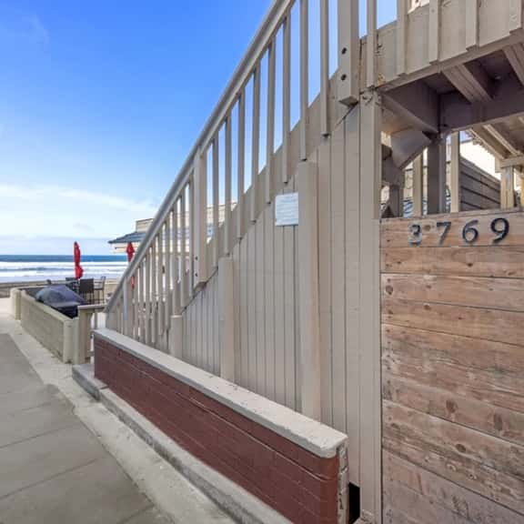 On Boardwalk, Ocean View, Parking, Hear The Waves - Image 1