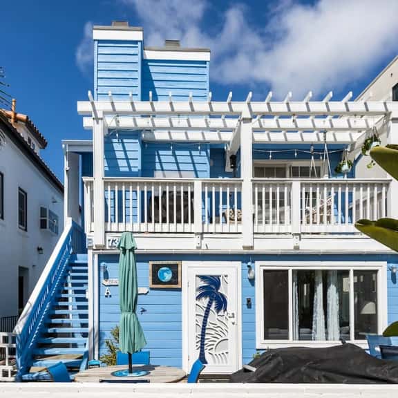 Steps To Beach & Boardwalk With Parking & Rooftop - Image 1