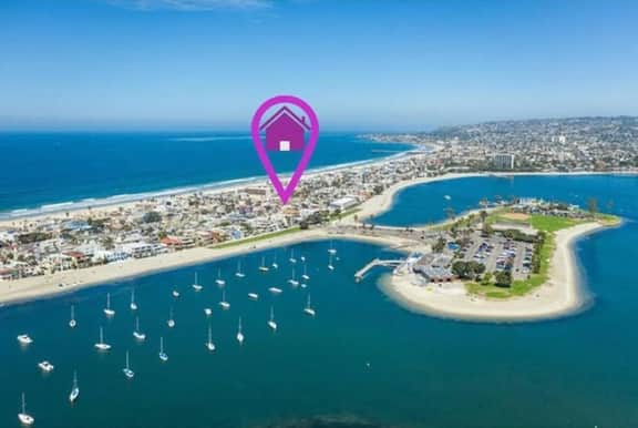 818 Portsmouth · Newly Remodeled Between Bay & Beach *Patio