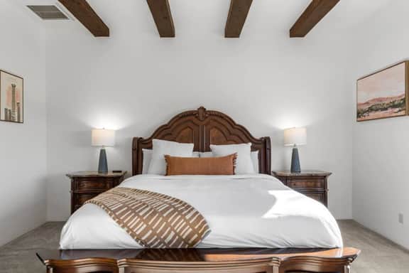 Stunning Scottsdale Estate - Pool/Spa/Sleeps 14 - Image 4