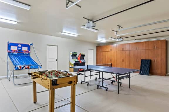 Stunning Scottsdale Estate - Pool/Spa/Sleeps 14 - Image 2